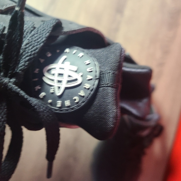 Nike Air Huarache womens Black Round Toe Lace Up 318429-003 Running Size 8.5 - Picture 8 of 8